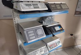 Ladrão que furtou loja de balanças no Centro de Arapiraca agiu pela 2ª vez em menos de uma semana; veja vídeo