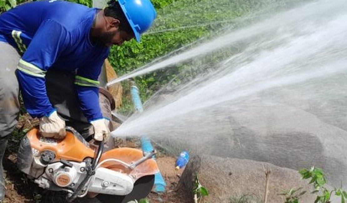 Tentativa de furto de água deixa cidades de AL sem abastecimento