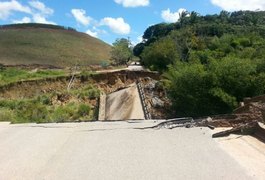 Em Rio Largo, ponte que dá acesso à usina Utinga Leão desaba