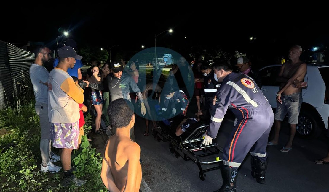 Colisão entre carro e moto deixa motociclista ferido no Bairro Massaranduba, em Arapiraca