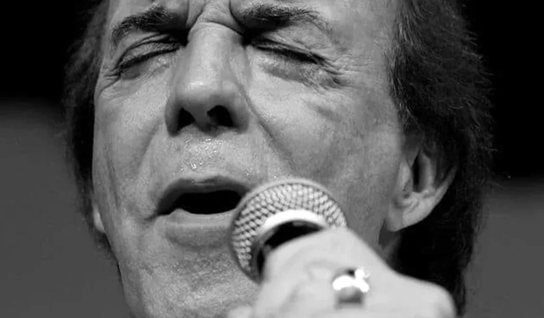 Morre Nilton Cesar, voz marcante da música romântica, aos 86 anos