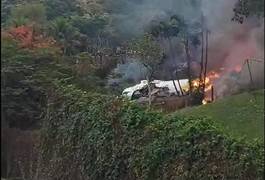 Não há sobreviventes em avião que caiu em condomínio no interior de SP, diz Prefeitura de Vinhedo