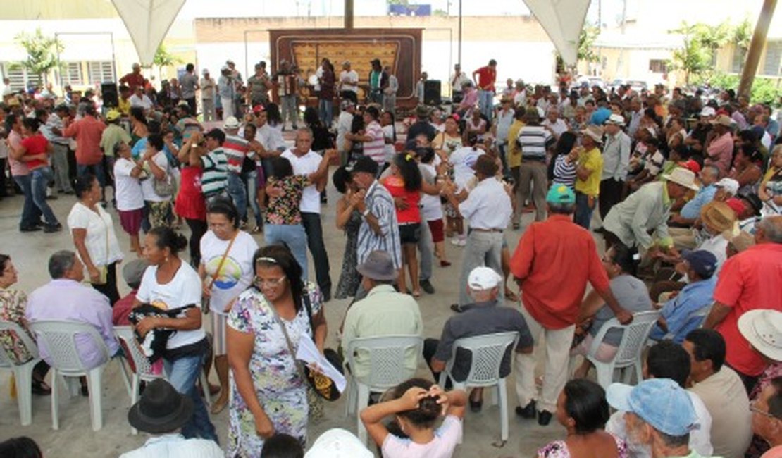 Projeto Cultura na Praça retorna com homenagem às mulheres