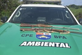 PM apreende duas armas de fogo durante fiscalização ambiental em Porto Calvo