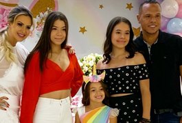 Ex-esposa de Luis Fabiano publica em redes sociais que o ex-jogador vai ter uma filha com a amante