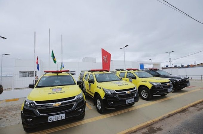 Com eleitor dentro de carro, 'santinhos' de candidatos e mais de R$ 900, homem é preso em flagrante em Maribondo