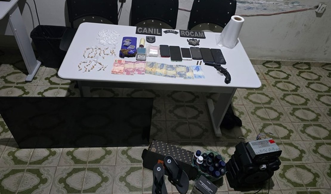 PM prende três pessoas e realiza apreensão de drogas, arma e objetos roubados em Arapiraca