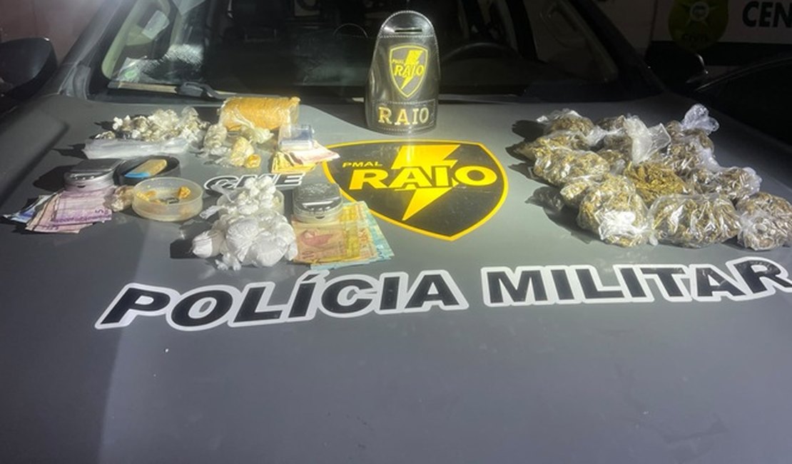 Companhia de Raio prende três homens por tráfico de drogas no Bom Parto, em Maceió