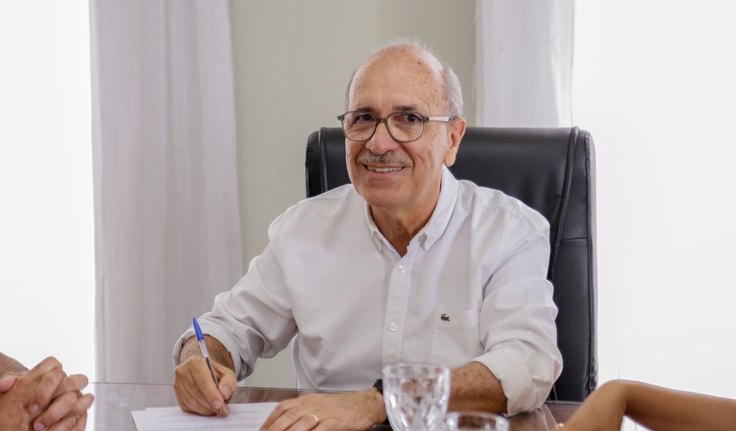 Prefeito Ronaldo Lopes impulsiona agricultura familiar, com investimentos recordes, ﻿e transforma economia rural de Penedo