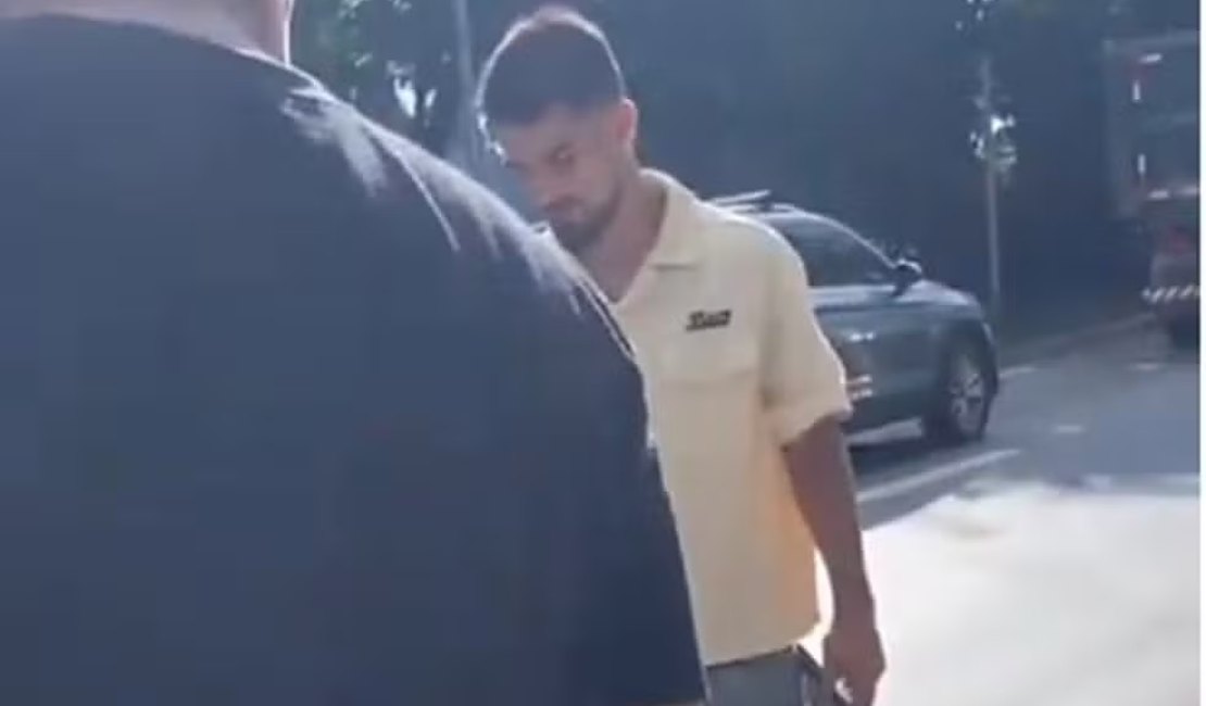 Flaco López se envolve em acidente de trânsito com motoqueiro após treino do Palmeiras