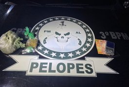 Jovem com diversas passagens pela polícia é preso ao ser flagrado vendendo drogas em Arapiraca