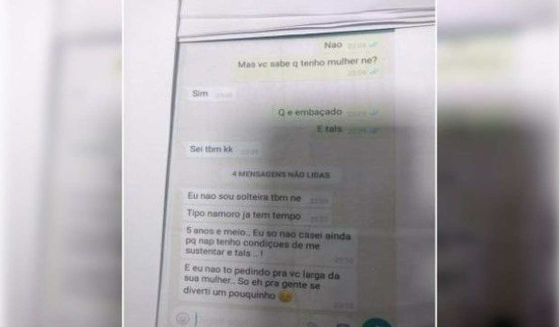 Mulher pega conversa do marido com amante no WhatsApp e espalha em panfletos