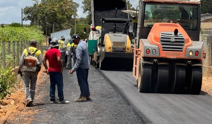 Prefeitura de São Sebastião intensifica obras de pavimentação dos acessos das comunidades rurais