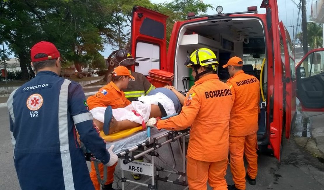 Colisão entre carro e moto deixa dois feridos na AL-215, em Marechal Deodoro