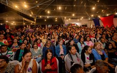 Movimento “Elas com Rute” reúne multidão para discutir pautas em defesa dos direitos das mulheres