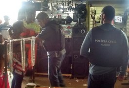 Operação policial apreende centenas de celulares em Maceió