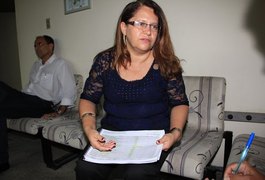 Em crise financeira, Prefeitura de Joaquim Gomes exonera todos os cargos comissionados