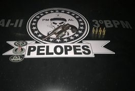 Após denúncia, homem de 30 anos é preso com arma de fogo em residência, em Arapiraca