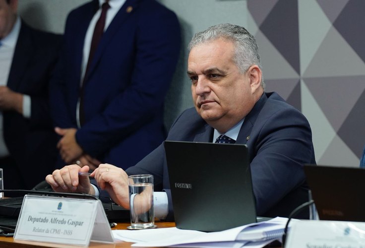 Alfredo Gaspar pede convocação de Lulinha e quebra de sigilos na CPMI do INSS