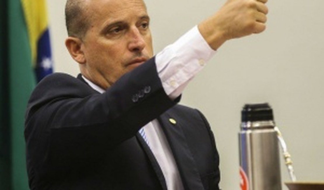 Bolsonaro deve definir amanhã novo valor do salário mínino, diz Onyx