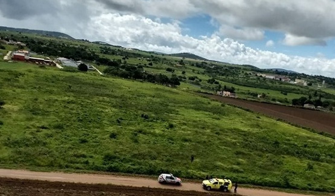 Perseguição acaba com apreensão de menores e moto recuperada, em Arapiraca