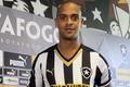 Ex-jogador do Botafogo, Tássio Maia e amigo morrem após queda de muro durante vendaval no Rio de Janeiro