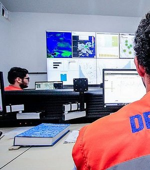 Defesa Civil de Alagoas alerta para risco de deslizamento; saiba telefone para registrar ocorrências
