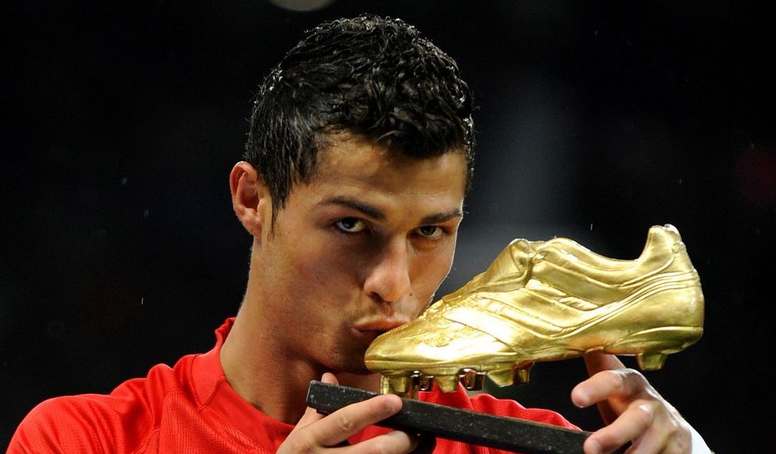 Manchester United fecha contratação de Cristiano Ronaldo