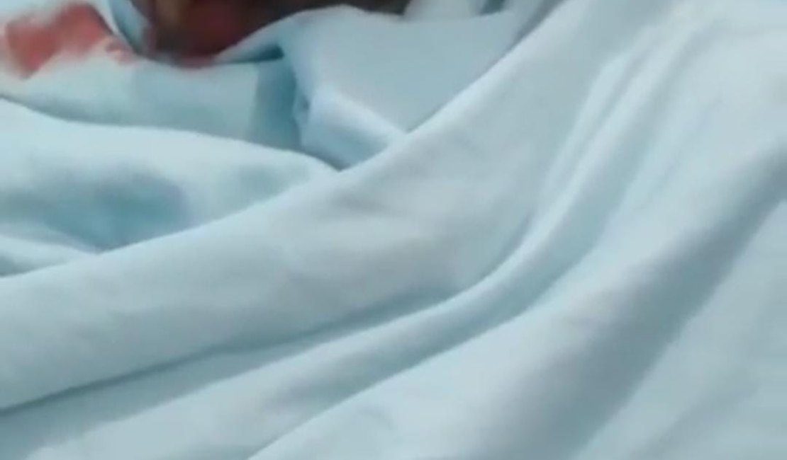 Vídeo. Jovem pula de van em alta velocidade para fugir de estuprador, em Campo Alegre