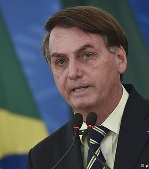 Salário mínimo será de R$ 1.100 em 2021, diz Bolsonaro