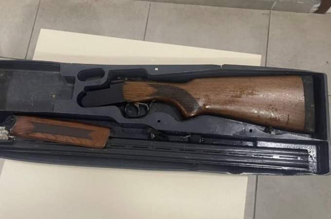 Armas são apreendidas e motocicleta com queixa de roubo é recuperada em Alagoas