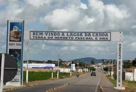 Comerciante é preso em quarto enquanto criminosos roubam residência, em Lagoa da Canoa
