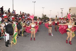 Vídeo: Tradicional desfile cívico estudantil leva centenas de pessoas ao Bosque das Arapiracas