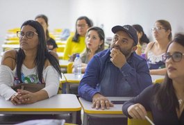 Profissionais de saúde de Girau participam de encontro sobre PNAB e campanha de vacinação