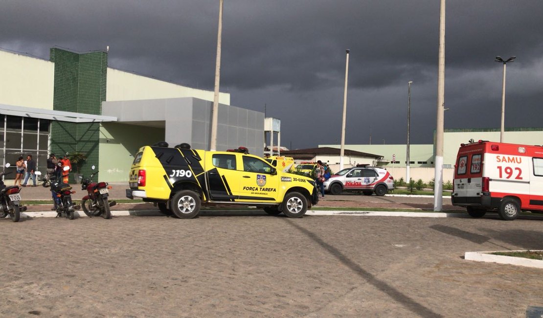 Segurança de 'Neguinho Boiadeiro' está na área vermelha do Hospital do Agreste