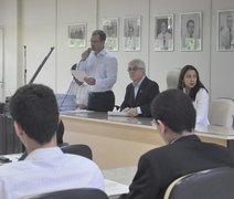 Reitor da Ufal empossa mais 26 novos servidores