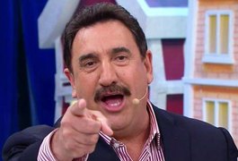 Com covid-19, Ratinho diz estar bem e dispara: “Aos inimigos, não façam festa”