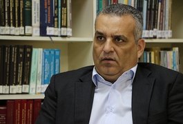 Jornalista é presa após acusações contra procurador Alfredo Gaspar