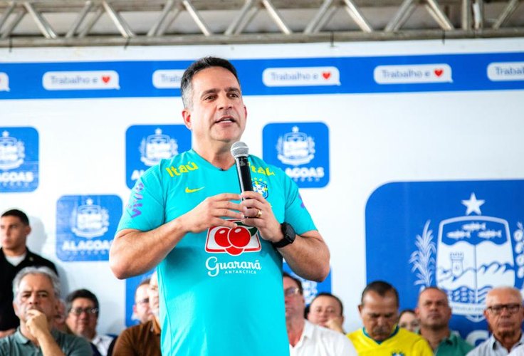 Durante agenda em Arapiraca, Paulo Dantas diz que deixará governo com ‘dever cumprido’, exalta legado de Renan Filho