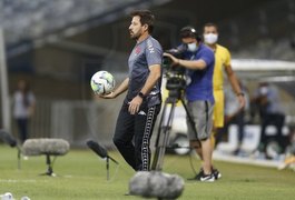 Após seis jogos sem vencer,  Vasco demite técnico Ramon Menezes