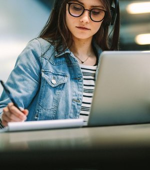 Canais educativos estreiam com transmissão na TV e pela internet