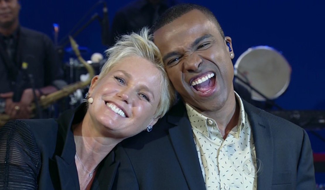 Depois de muita expectativa, Xuxa estreia na Record