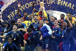 França vence Croácia e é campeã da Copa do Mundo