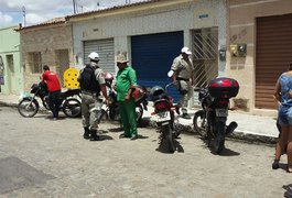 Operação da PM apreende 16 veículos em Arapiraca