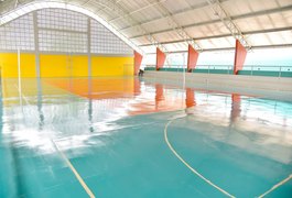 Prefeito Luciano Barbosa realiza entrega do Ginásio Acebílio Vieira Leite, no bairro Baixa grande