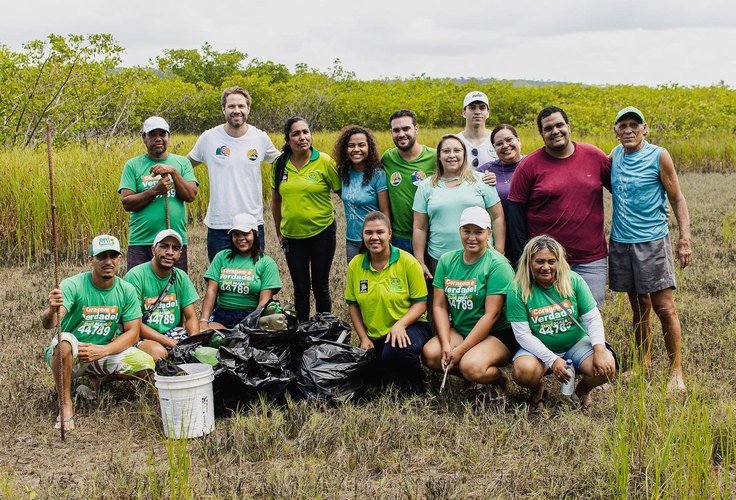 Davi Maia visita projeto de reflorestamento na Lagoa Mundaú