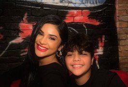 Filho de Wesley Safadão e Mileide Mihaile faz cirurgia de emergência após descoberta de tumor no cérebro