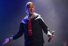 Após interpretar personagem durante 48 anos, Carlos Villagrán decide aposentar Quico