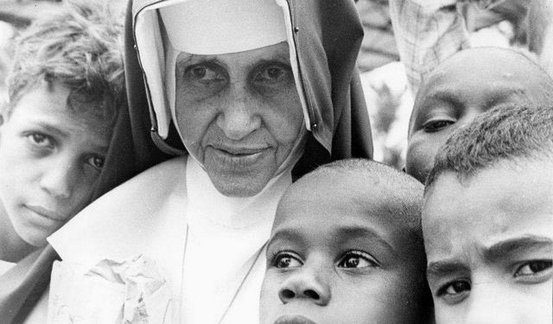 Irmã Dulce é canonizada e se torna a primeira santa brasileira