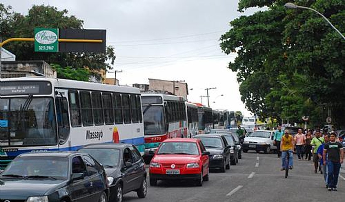 Passagem de ônibus terá novo valor a partir de março em Maceió